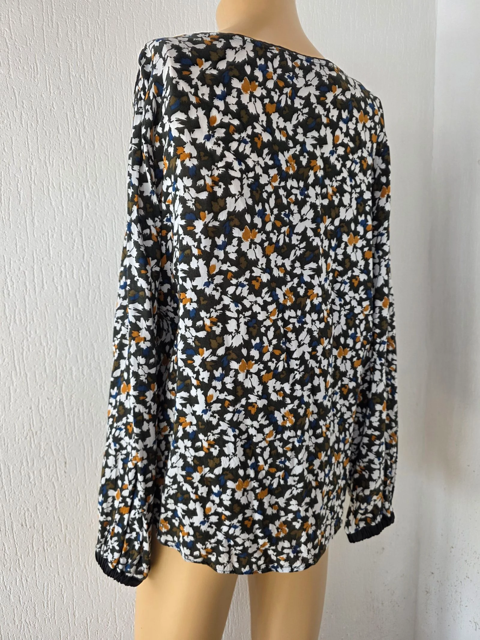 Túnica / Blusa Fluída Miss Captain Tamanho 36 – photo 4